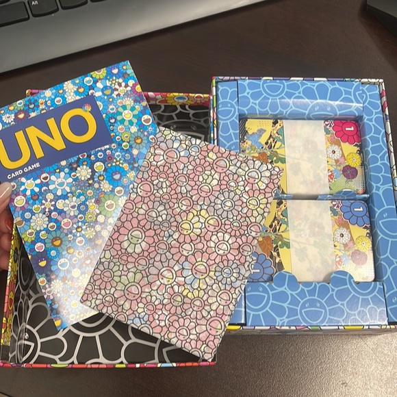 Takashi Murakami Uno Card Game - Picture 2 of 2